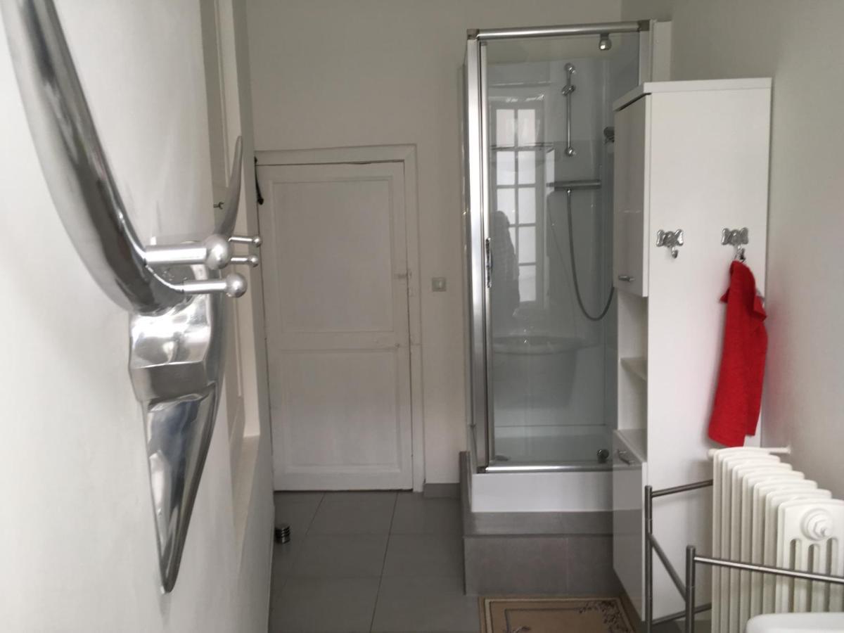 Chambre D'Hote Du Quai Rimbaud Charleville-Mézières Esterno foto