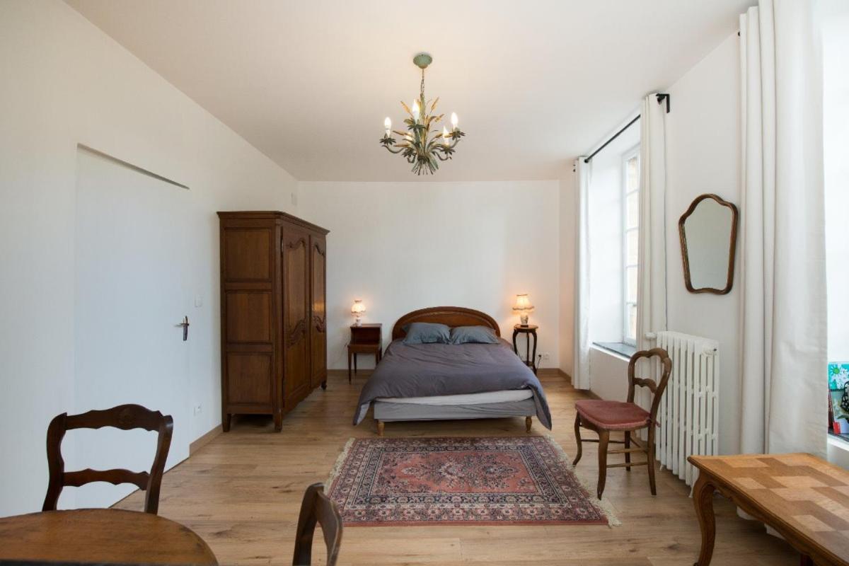 Chambre D'Hote Du Quai Rimbaud Charleville-Mézières Esterno foto